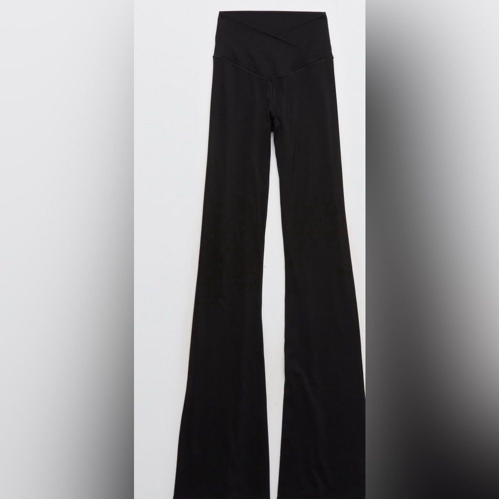 Offline Aerie- flare legging, small, black